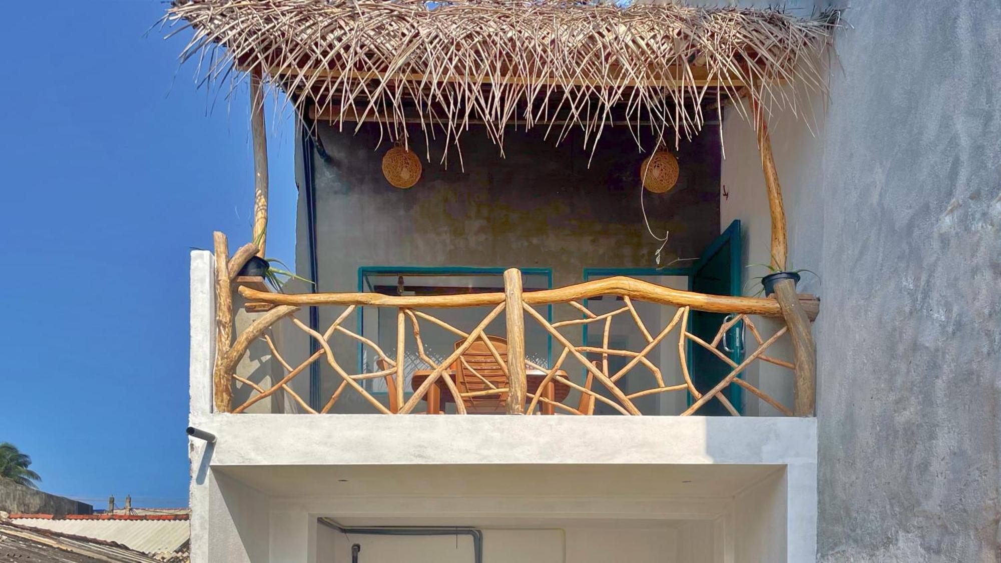 Heimathafen Hikka Apartment Hikkaduwa Ngoại thất bức ảnh